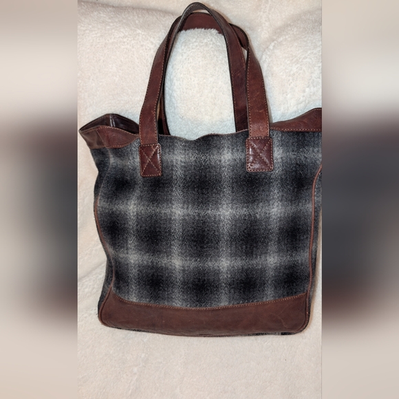 Dolce & Gabbana Black and Brown Tote Bag - Picture 9 of 13